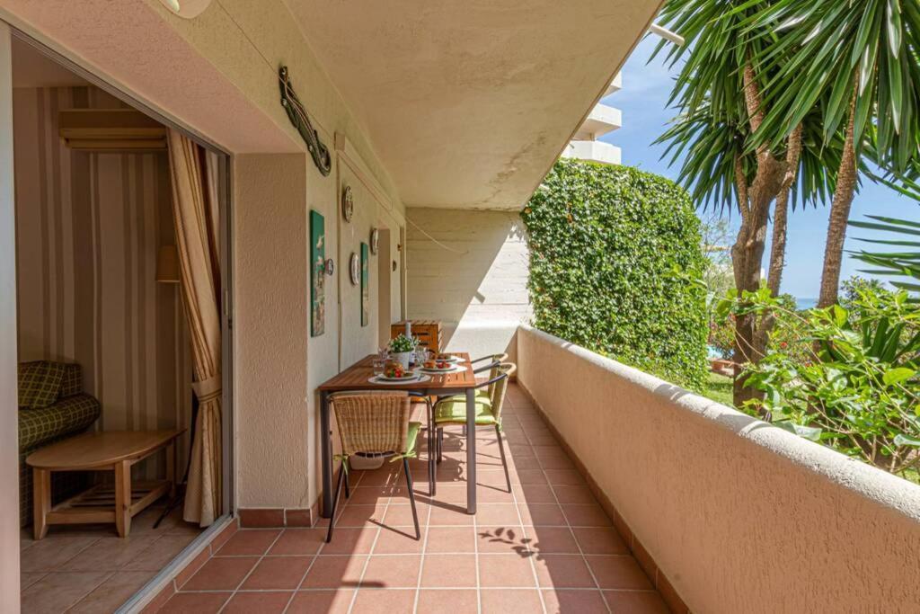 797 Holiday Rentals- Precioso Piso Con Vistas Al Jardin En Benalbeach Benalmádena Kültér fotó