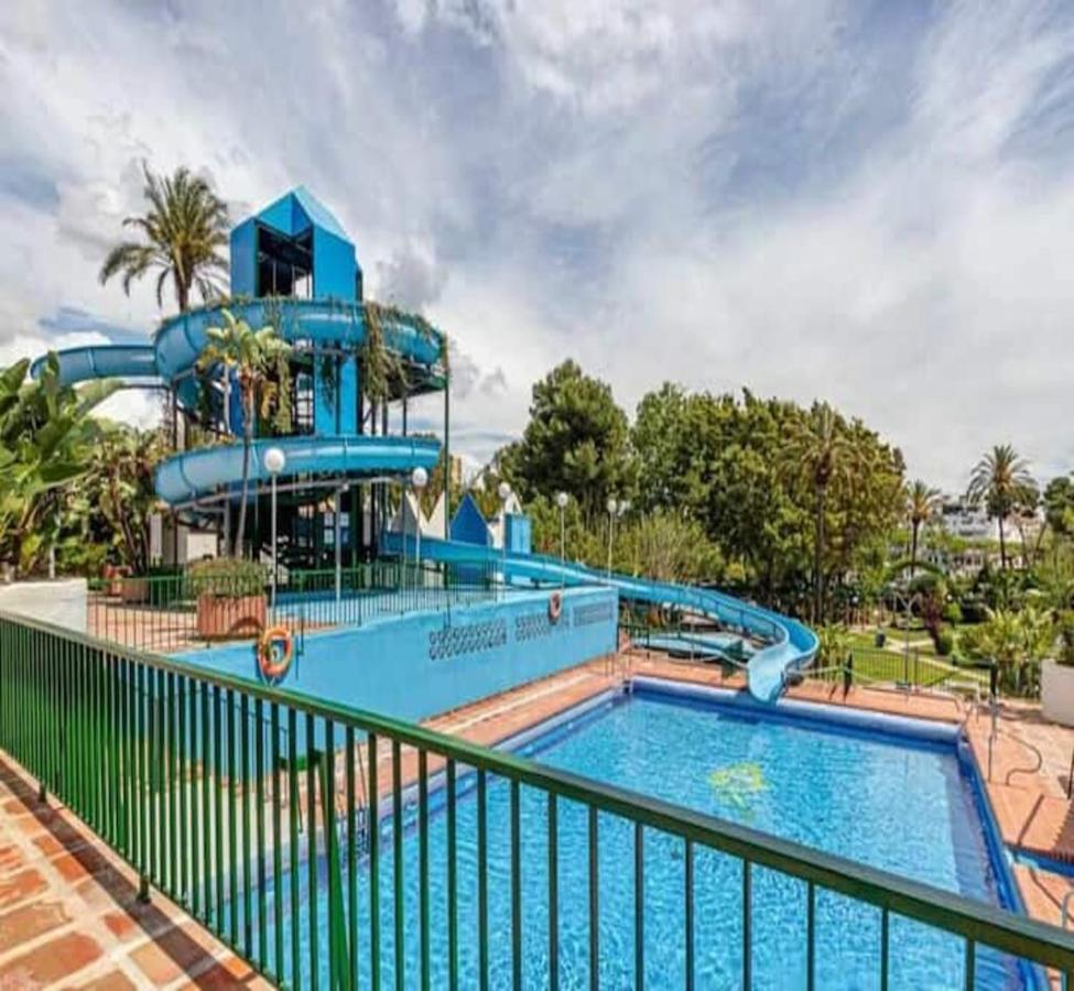 797 Holiday Rentals- Precioso Piso Con Vistas Al Jardin En Benalbeach Benalmádena Kültér fotó