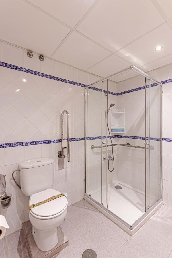 797 Holiday Rentals- Precioso Piso Con Vistas Al Jardin En Benalbeach Benalmádena Kültér fotó