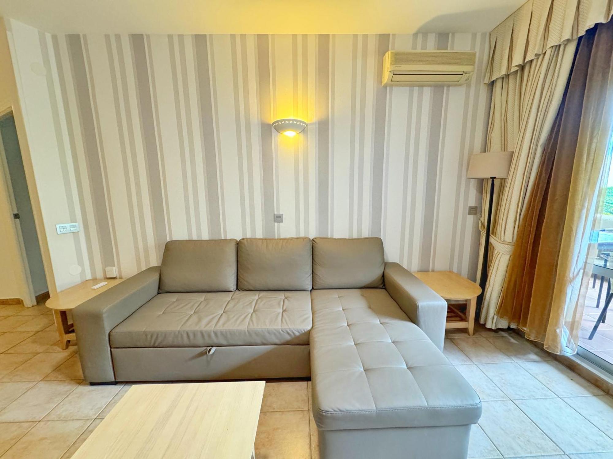 797 Holiday Rentals- Precioso Piso Con Vistas Al Jardin En Benalbeach Benalmádena Kültér fotó